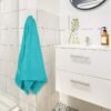 turquoise towel in WC مناشف قطن فاخرة وصحية عدد 2 منشفة حجم كبير وزن الحبة 600 جرام